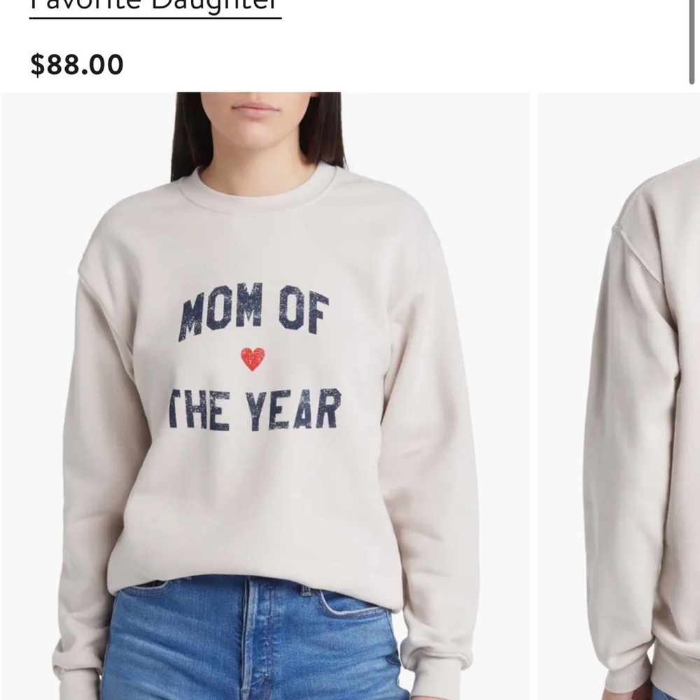 Favorite Daughter Mom of the Year sweatshirt S